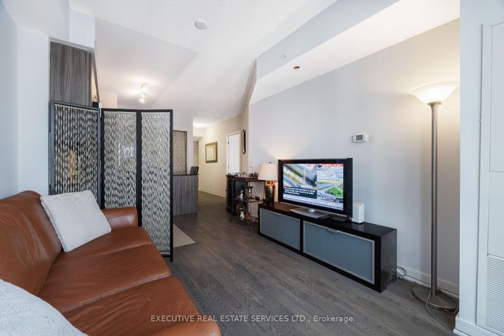 Photo 12 at #608 - 9191 Yonge Street S, Langstaff, Richmond Hill
