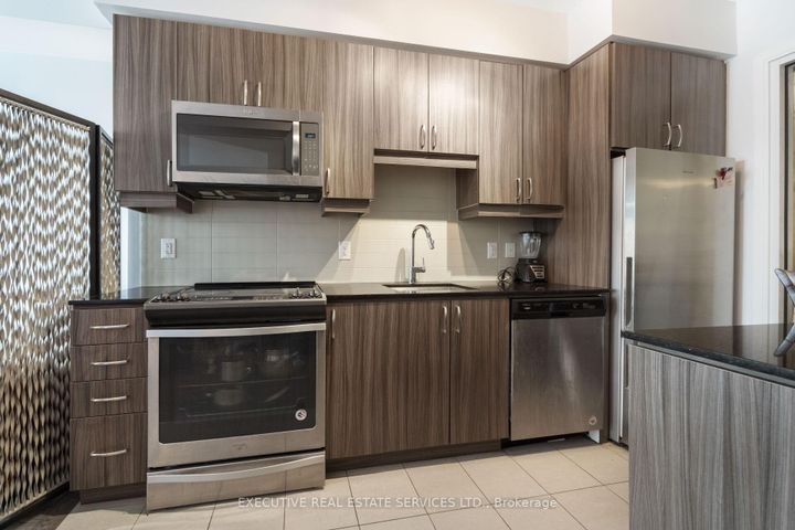 Photo 16 at #608 - 9191 Yonge Street S, Langstaff, Richmond Hill