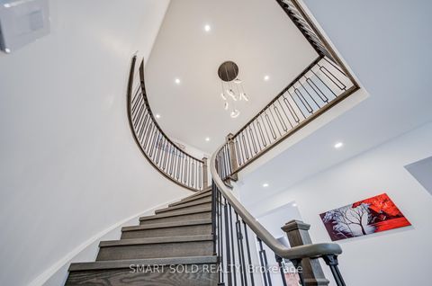 Photo 23 at 33 Love Crescent, South West, Ajax