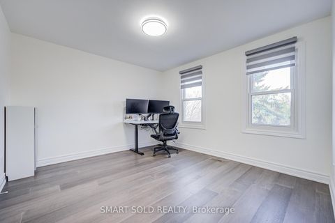 Photo 32 at 33 Love Crescent, South West, Ajax