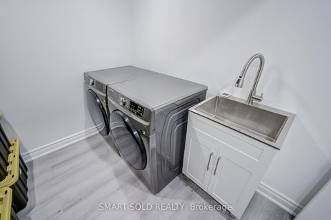 Photo 43 at 33 Love Crescent, South West, Ajax