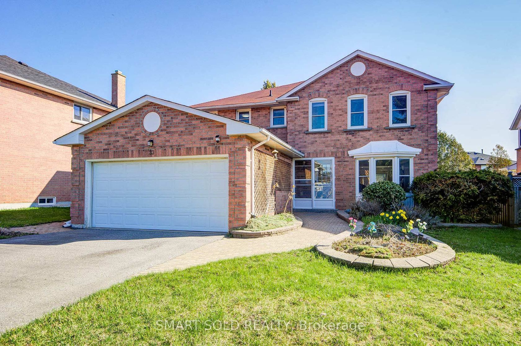 33 Love Crescent, South West, Ajax 