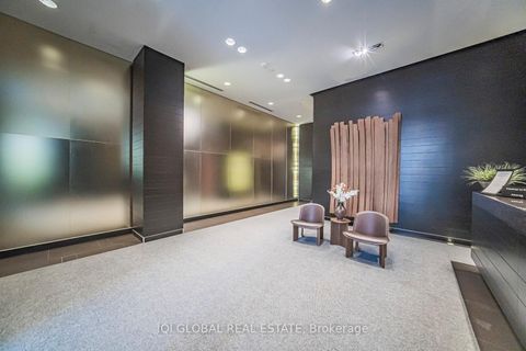 Photo 4 at 406 - 478 King Street W, Waterfront Communities C1, Toronto