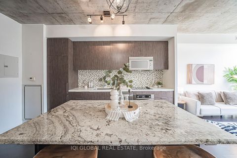 Photo 24 at 406 - 478 King Street W, Waterfront Communities C1, Toronto