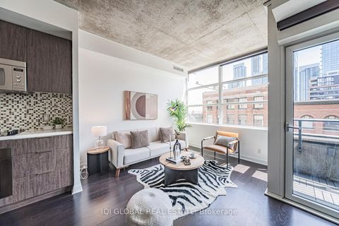 Photo 26 at 406 - 478 King Street W, Waterfront Communities C1, Toronto