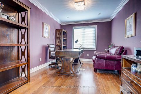 Photo 10 at 725 Exceller Circle, Wyndham, Newmarket