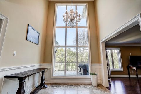 Photo 11 at 725 Exceller Circle, Wyndham, Newmarket