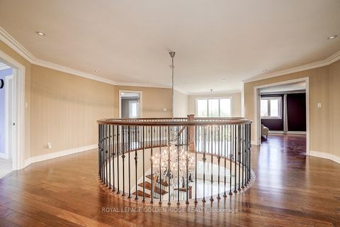 Photo 18 at 725 Exceller Circle, Wyndham, Newmarket