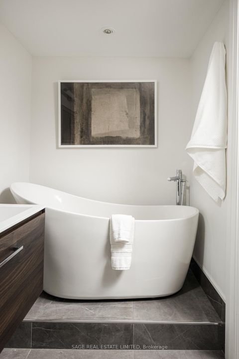 Photo 24 at 204 - 96 Fifeshire Road, Windfields, Toronto