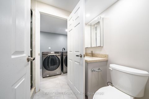 Photo 39 at 33 Winborne Drive, Brownridge, Vaughan