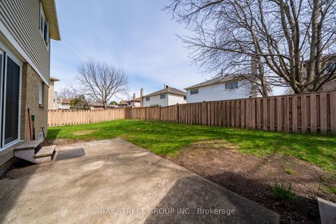 Photo 42 at 33 Winborne Drive, Brownridge, Vaughan