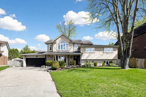 Photo 1 at 16 Worsley Court, Unionville, Markham