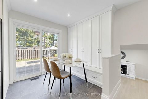 Photo 11 at 16 Worsley Court, Unionville, Markham