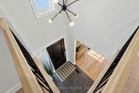 Photo 16 at 16 Worsley Court, Unionville, Markham