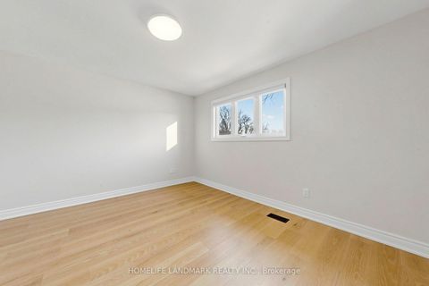 Photo 18 at 16 Worsley Court, Unionville, Markham