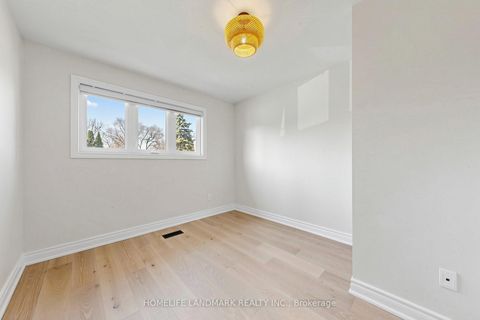 Photo 19 at 16 Worsley Court, Unionville, Markham