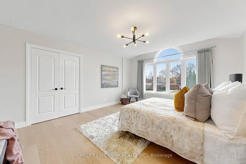 Photo 24 at 16 Worsley Court, Unionville, Markham