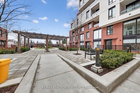 Photo 17 at 323 - 3100 Keele Street, CFB, Toronto