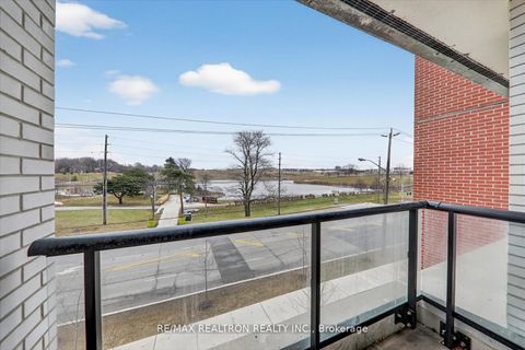 Photo 20 at 323 - 3100 Keele Street, CFB, Toronto