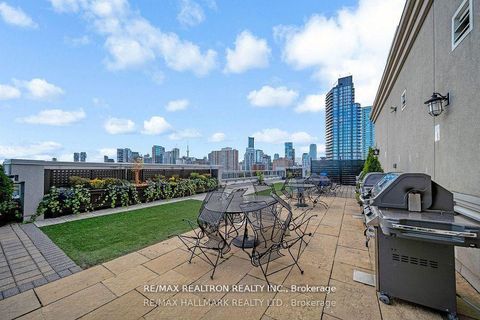 Photo 6 at 709 - 225 Wellesley Street E, South St. James Town, Toronto