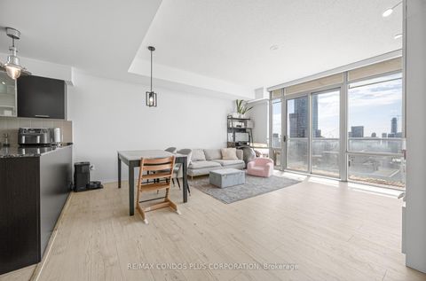 Photo 3 at 4404 - 38 Grenville Street, Bay Street Corridor, Toronto