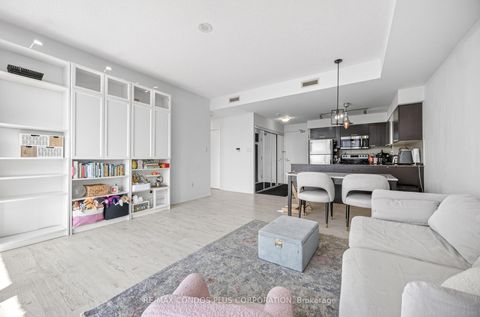 Photo 7 at 4404 - 38 Grenville Street, Bay Street Corridor, Toronto