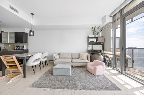 Photo 8 at 4404 - 38 Grenville Street, Bay Street Corridor, Toronto