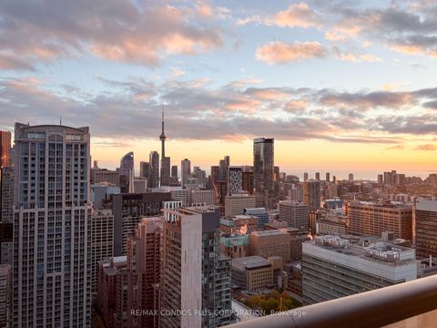 Photo 11 at 4404 - 38 Grenville Street, Bay Street Corridor, Toronto