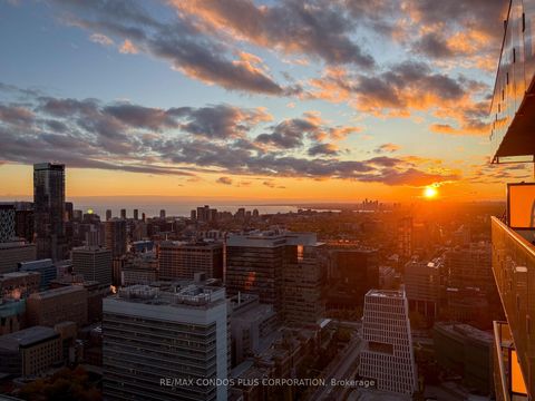 Photo 17 at 4404 - 38 Grenville Street, Bay Street Corridor, Toronto