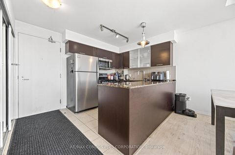 Photo 21 at 4404 - 38 Grenville Street, Bay Street Corridor, Toronto