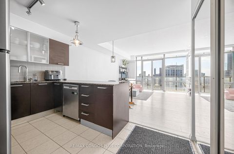 Photo 24 at 4404 - 38 Grenville Street, Bay Street Corridor, Toronto