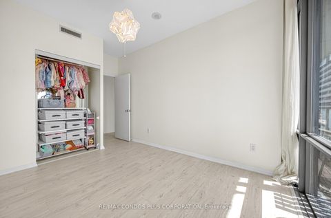 Photo 27 at 4404 - 38 Grenville Street, Bay Street Corridor, Toronto