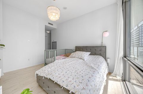 Photo 35 at 4404 - 38 Grenville Street, Bay Street Corridor, Toronto