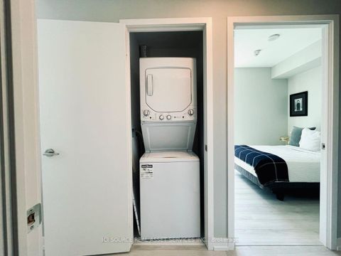 Photo 13 at 2206 - 33 Helendale Avenue, Eglinton, Toronto