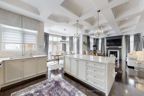 Photo 7 at 10 Sim Hill Crescent, King City, King