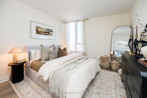 Photo 9 at 614 - 3100 Keele Street, CFB, Toronto