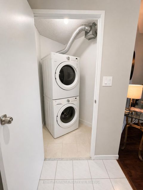 Photo 13 at 214 - 1 Rowntree Road, Jamestown, Toronto