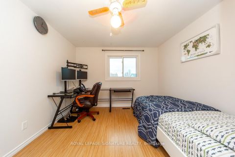 Photo 15 at 1499 Fenelon Crescent, Lakeview, Oshawa