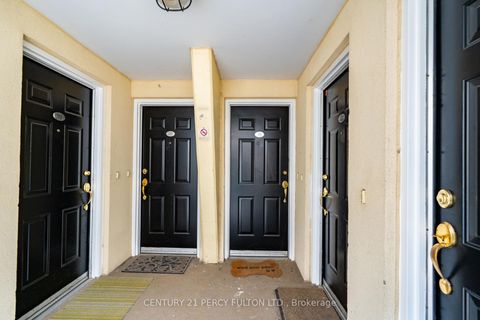 Photo 8 at 335 - 32 Stadium Road, Niagara, Toronto