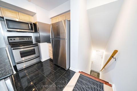 Photo 9 at 335 - 32 Stadium Road, Niagara, Toronto