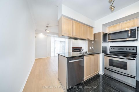 Photo 10 at 335 - 32 Stadium Road, Niagara, Toronto