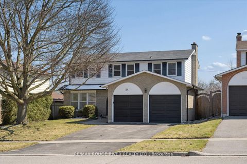 Photo 2 at 54 Rosalynne Avenue, Bowmanville, Clarington