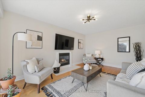 Photo 25 at 54 Rosalynne Avenue, Bowmanville, Clarington