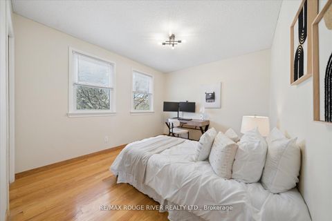Photo 38 at 54 Rosalynne Avenue, Bowmanville, Clarington