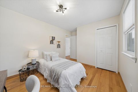 Photo 39 at 54 Rosalynne Avenue, Bowmanville, Clarington