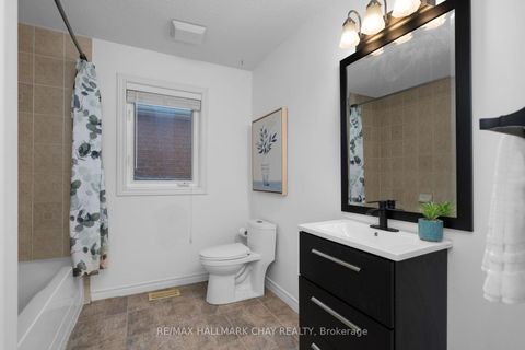 Photo 29 at 77 Sovereign's Gate, Shore, Barrie