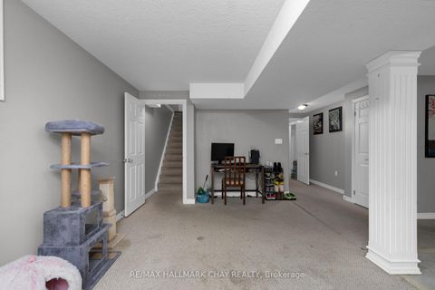 Photo 35 at 77 Sovereign's Gate, Shore, Barrie