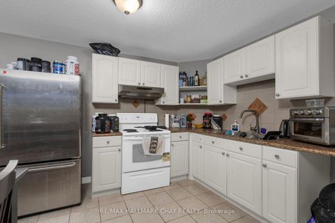 Photo 37 at 77 Sovereign's Gate, Shore, Barrie