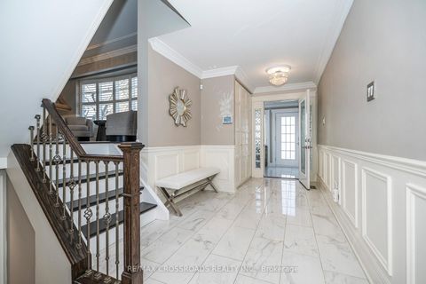 Photo 3 at 3 Wythenshawe Wood, Guildwood, Toronto