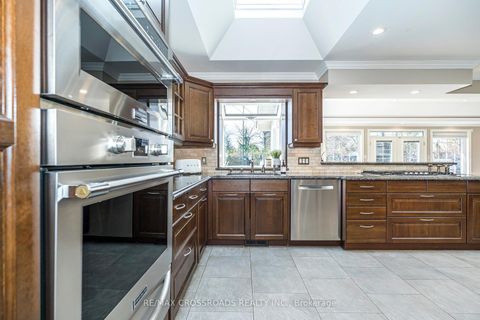 Photo 11 at 3 Wythenshawe Wood, Guildwood, Toronto